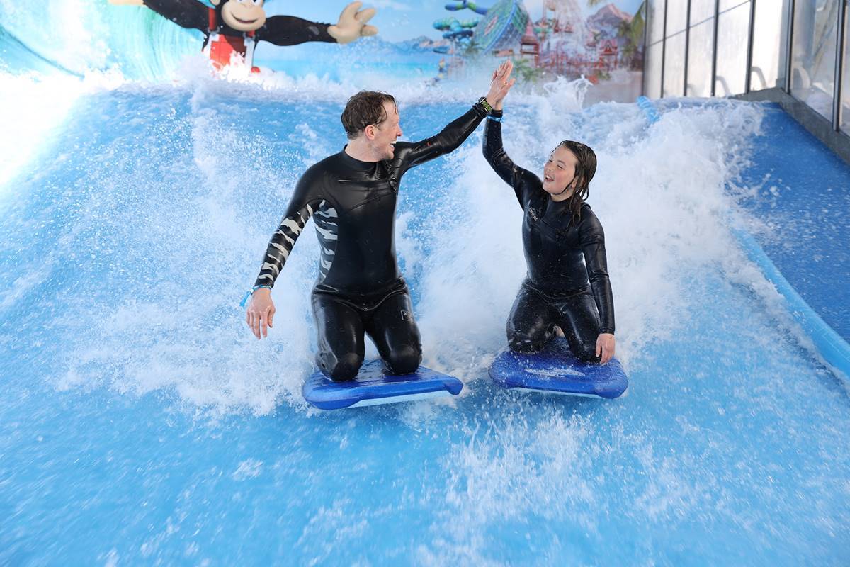 WaveSurf - store bølger i Aquadome